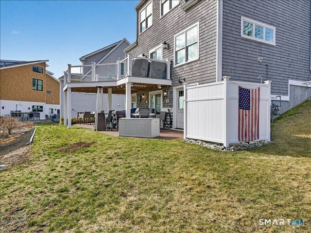 27 Jerome Road, New London, CT 06320