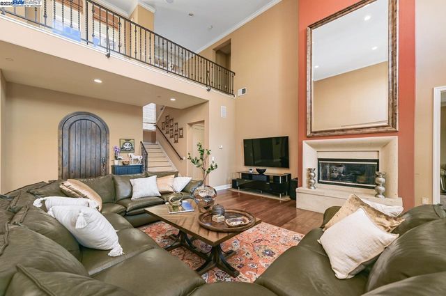 3560 Ovella Way, Pleasanton, CA 94566