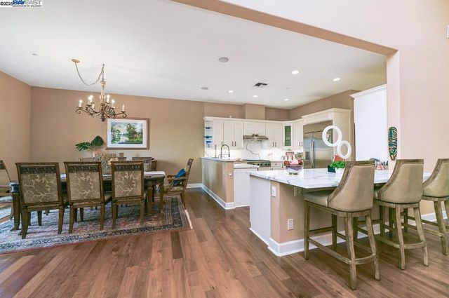 3560 Ovella Way, Pleasanton, CA 94566