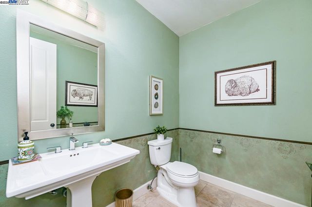 3560 Ovella Way, Pleasanton, CA 94566