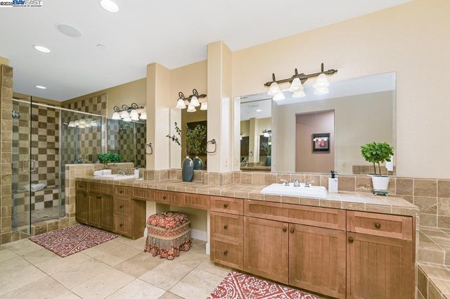 3560 Ovella Way, Pleasanton, CA 94566