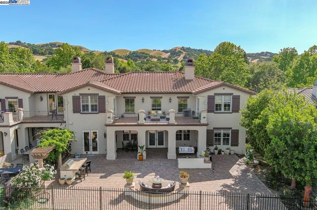 3560 Ovella Way, Pleasanton, CA 94566