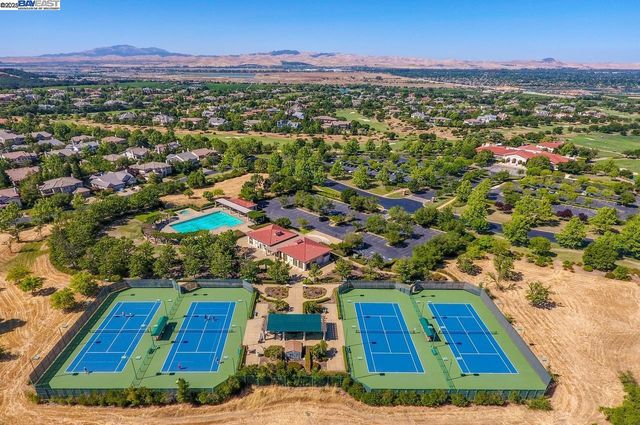 3560 Ovella Way, Pleasanton, CA 94566
