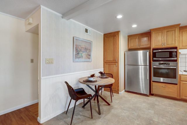 2605 Queenwood Dr, Rancho Cordova, CA 95670