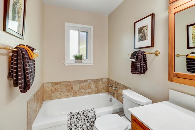 2605 Queenwood Dr, Rancho Cordova, CA 95670