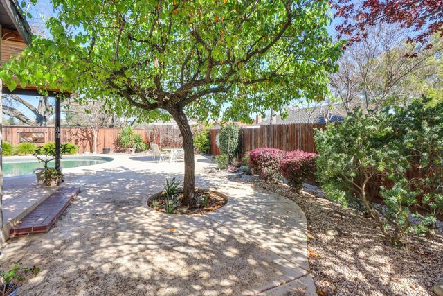 2605 Queenwood Dr, Rancho Cordova, CA 95670