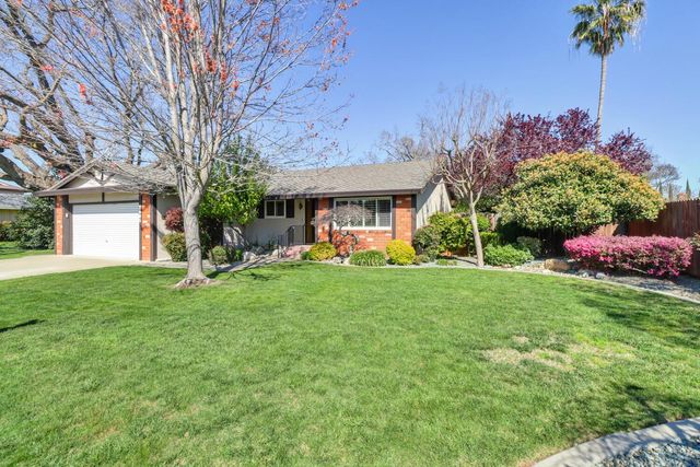 2605 Queenwood Dr, Rancho Cordova, CA 95670
