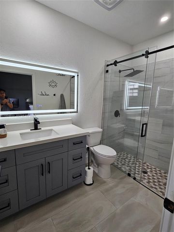 22155 Miami Ave, Miami, FL 33170