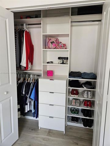 22155 Miami Ave, Miami, FL 33170