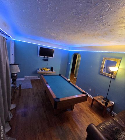 3614 holly ave, Genesee Charter Township, MI 48506