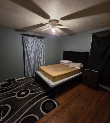 3614 holly ave, Genesee Charter Township, MI 48506