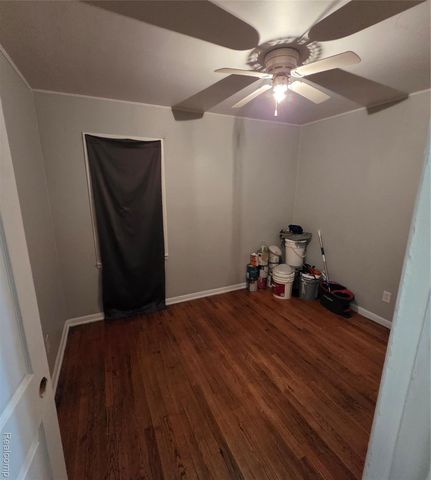 3614 holly ave, Genesee Charter Township, MI 48506