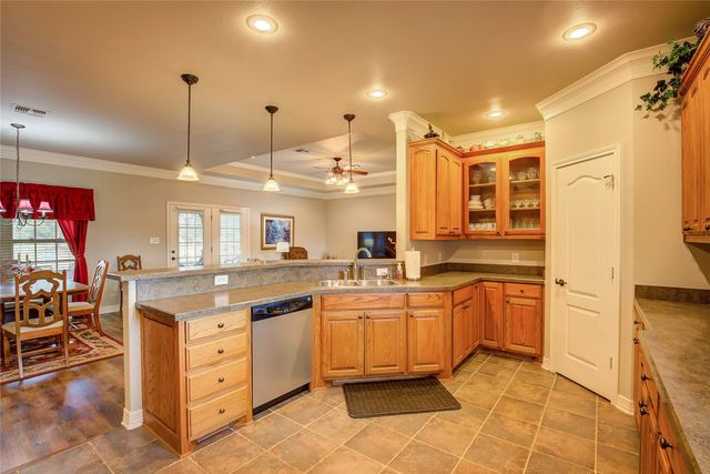 304 Private Road 5940, Emory, TX 75440