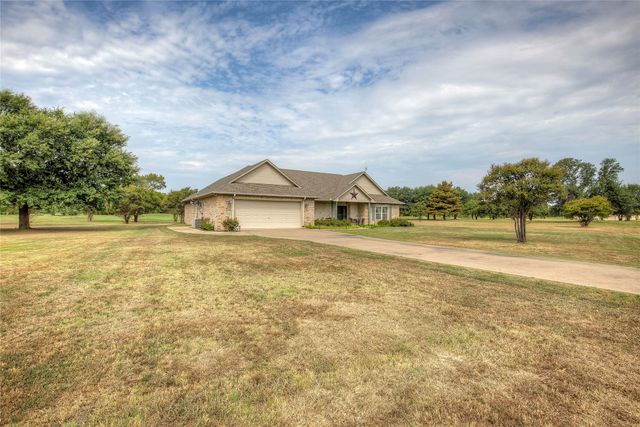 304 Private Road 5940, Emory, TX 75440