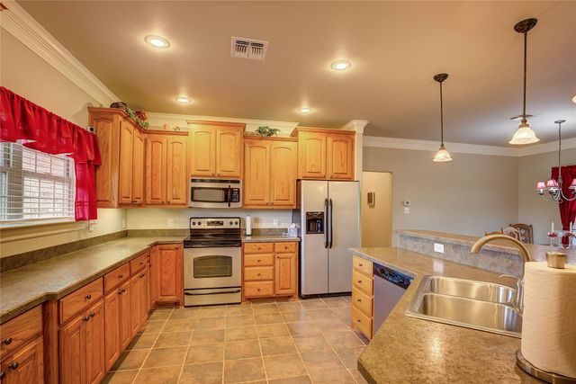 304 Private Road 5940, Emory, TX 75440