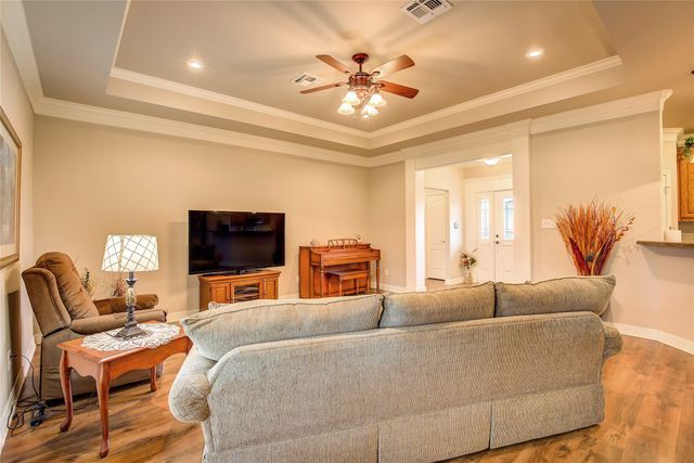 304 Private Road 5940, Emory, TX 75440