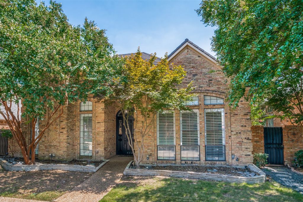 5944 Still Forest Drive, Dallas, TX 75252