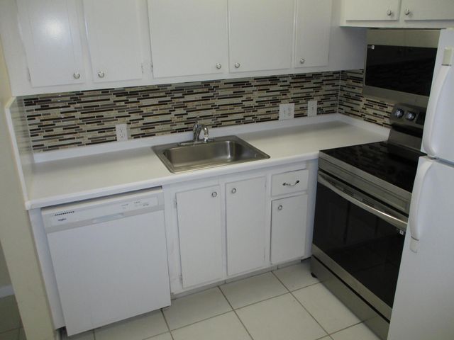 506 Mansfield M, Boca Raton, FL 33434