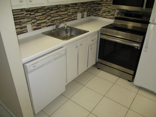 506 Mansfield M, Boca Raton, FL 33434