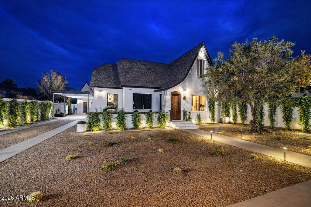 Image 3 of property listing at 87 W Windsor Avenue, Phoenix, AZ 85003