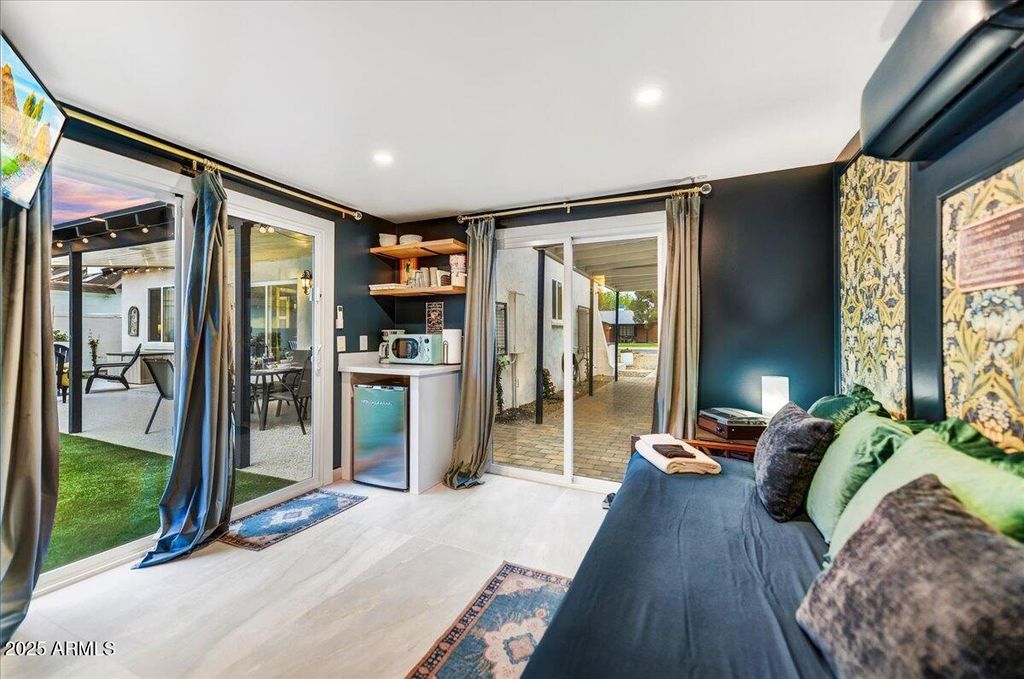 Image 35 of property listing at 87 W Windsor Avenue, Phoenix, AZ 85003