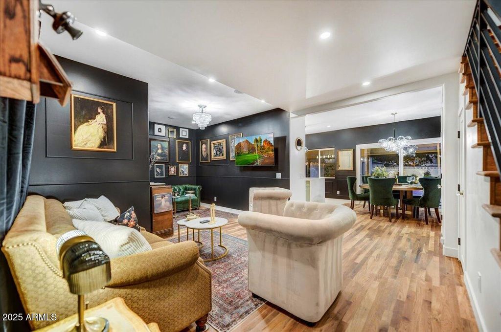 Image 8 of property listing at 87 W Windsor Avenue, Phoenix, AZ 85003