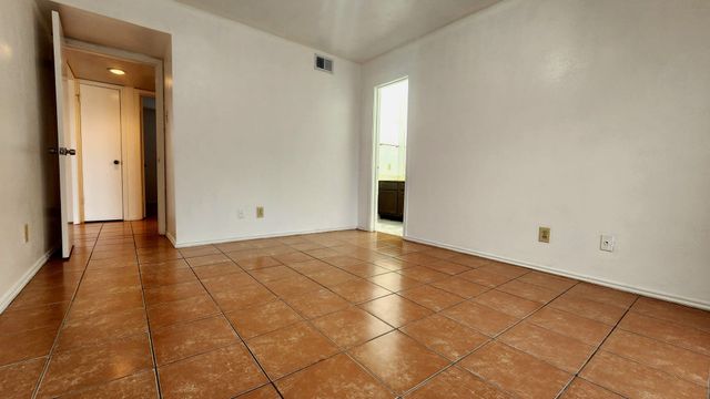 5813 Lake Hubbard Parkway 408, Garland, TX 75043