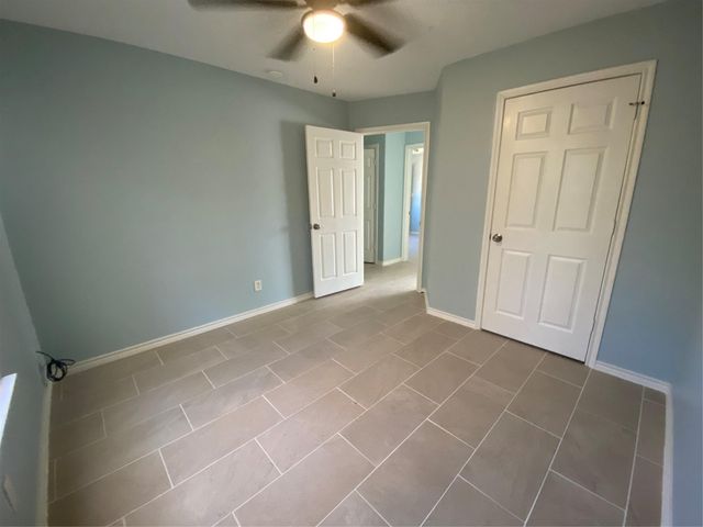 10662 Royal York Drive, Conroe, TX 77303