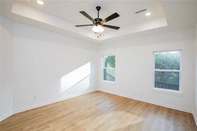 8 Epping Drive, Bella Vista, AR 72714