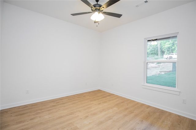 8 Epping Drive, Bella Vista, AR 72714