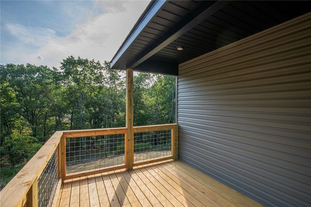 8 Epping Drive, Bella Vista, AR 72714