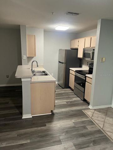 5467 VINELAND ROAD 6214, Orlando, FL 32811