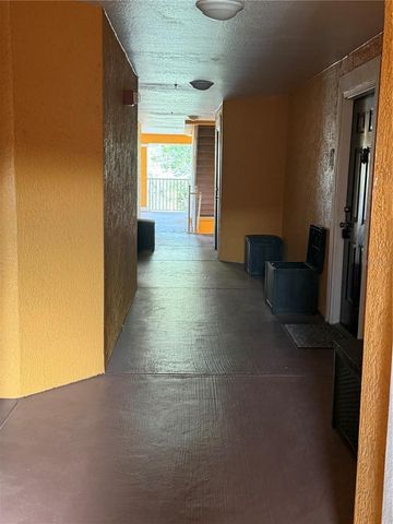 5467 VINELAND ROAD 6214, Orlando, FL 32811