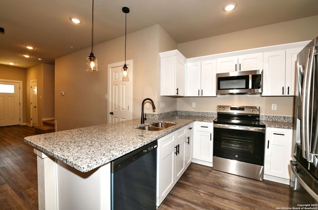 11318 Clearmine St Unit 101, San Antonio, TX 78224