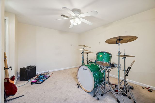 106 Nimitz Cir, Ashland City, TN 37015