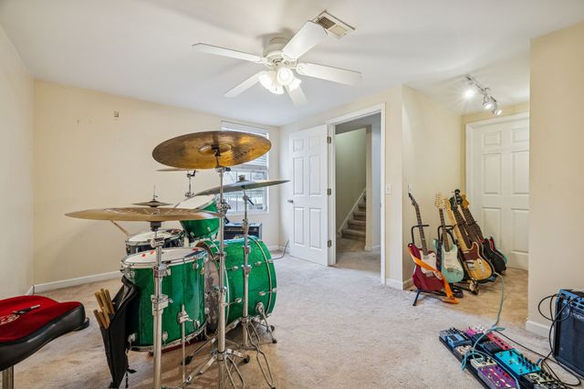 106 Nimitz Cir, Ashland City, TN 37015