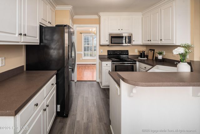 4412 Surrey Meadows Drive, Winterville, NC 28590