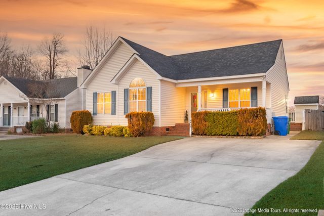 4412 Surrey Meadows Drive, Winterville, NC 28590