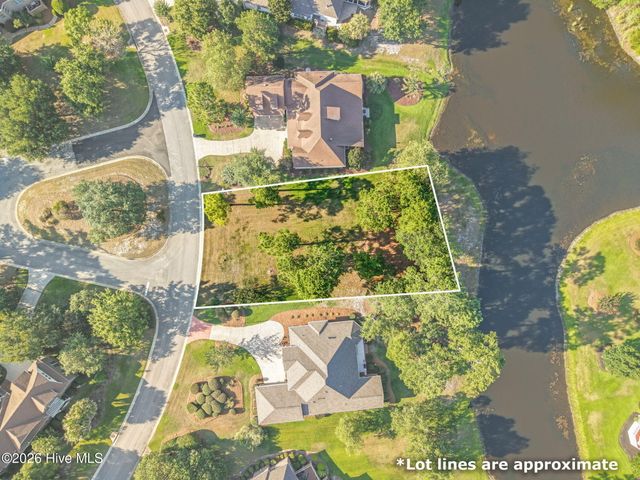 565 Gladstone Circle SW, Ocean Isle Beach, NC 28469