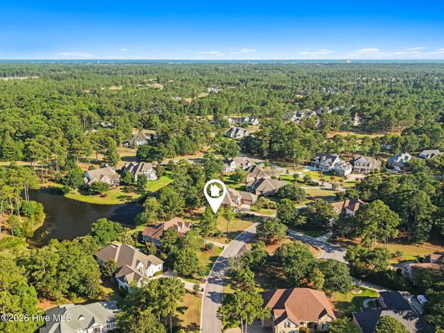 565 Gladstone Circle SW, Ocean Isle Beach, NC 28469