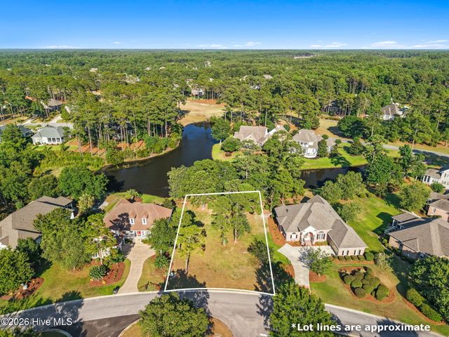 565 Gladstone Circle SW, Ocean Isle Beach, NC 28469