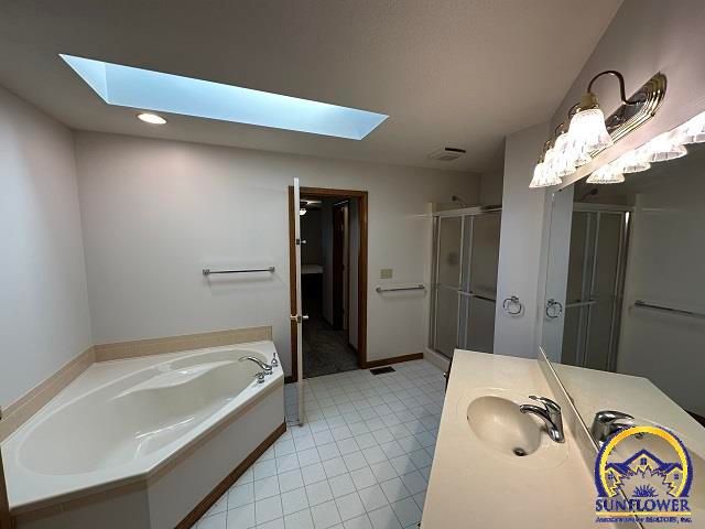 5978 SW 30th Ter, Topeka, KS 66614