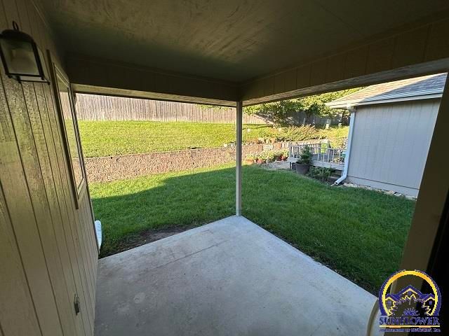 5978 SW 30th Ter, Topeka, KS 66614