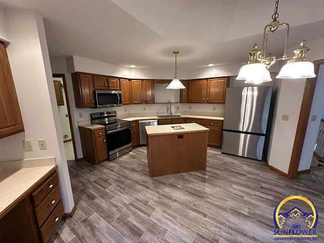5978 SW 30th Ter, Topeka, KS 66614