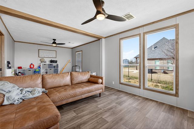 8685 TL Ranch Road, Ponder, TX 76259