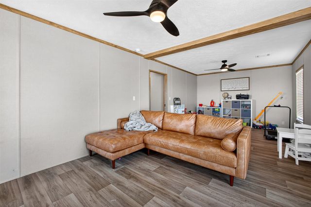 8685 TL Ranch Road, Ponder, TX 76259