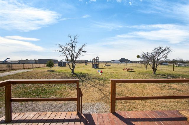 8685 TL Ranch Road, Ponder, TX 76259