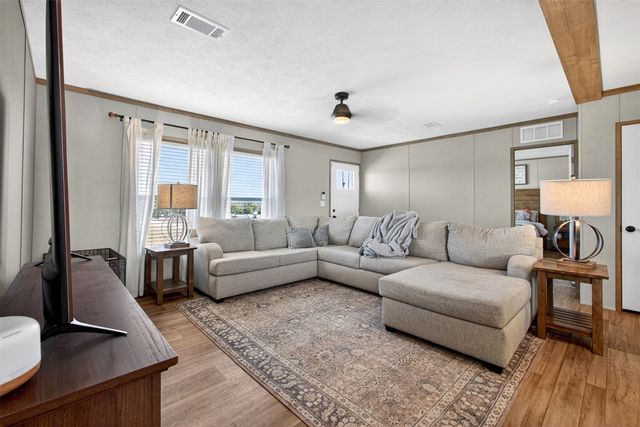 8685 TL Ranch Road, Ponder, TX 76259