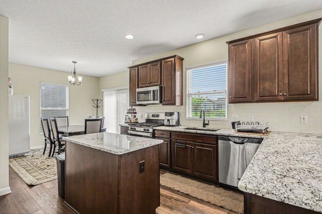 7158 Bradbury Drive, Sunbury, OH 43074