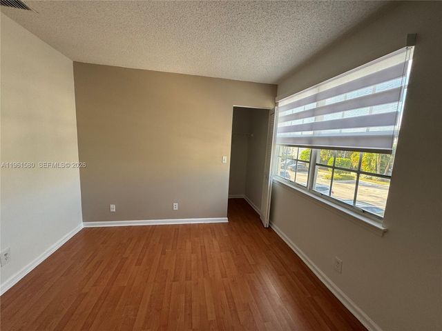 9962 NW 56th Pl 9962, Coral Springs, FL 33076